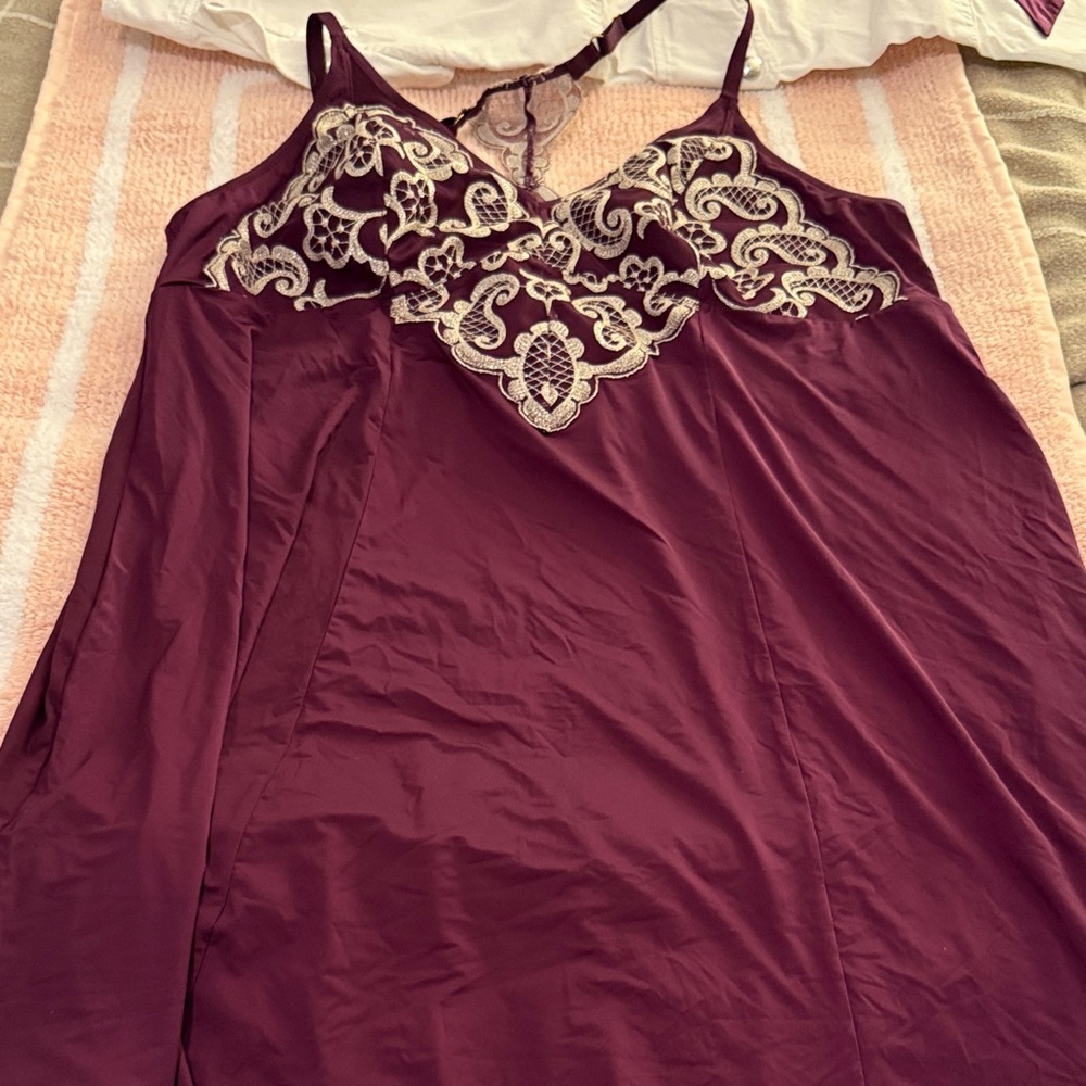 Soma Neglige w/ Matching Robe